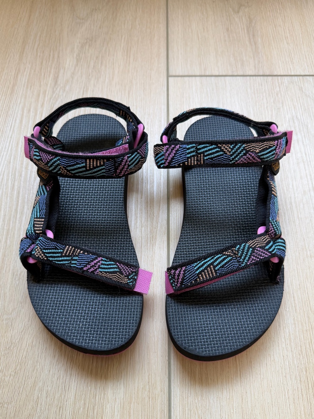 Youth Teva Sandals size 2Y
